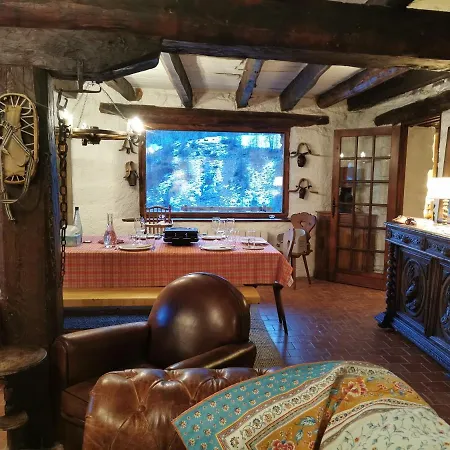 La Foux - Ancienne Ferme Renovee Allos